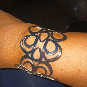 Park Lane Chic Floral Bracelet